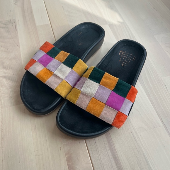 Charlotte Stone Slides - Picture 2 of 5